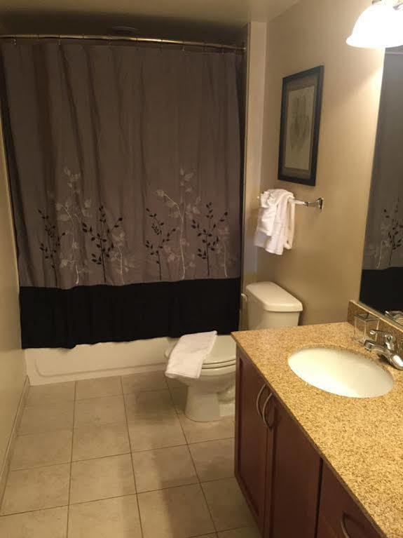 Boq Lodging In Rosslyn Вашингтон Екстериор снимка
