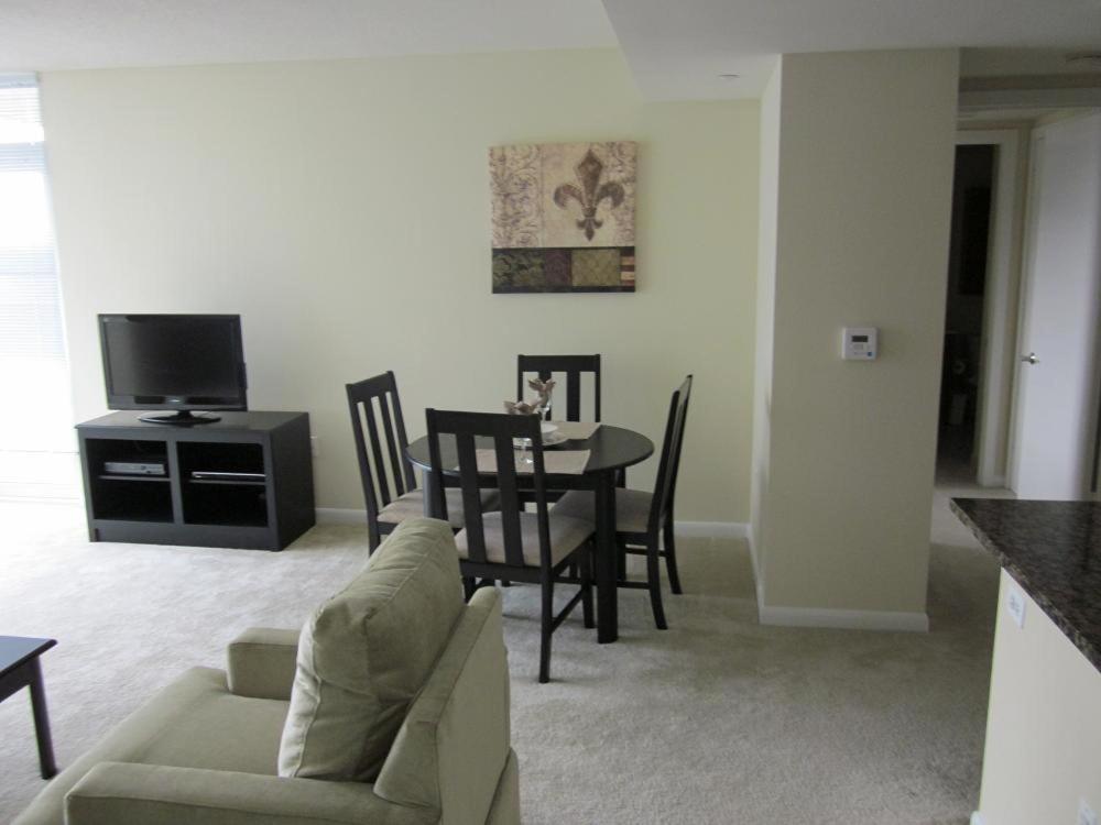 Boq Lodging In Rosslyn Вашингтон Екстериор снимка